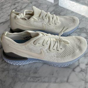 NIKE BRAND NEW EPIC REACT FLYNIT 2 NEVER WORN